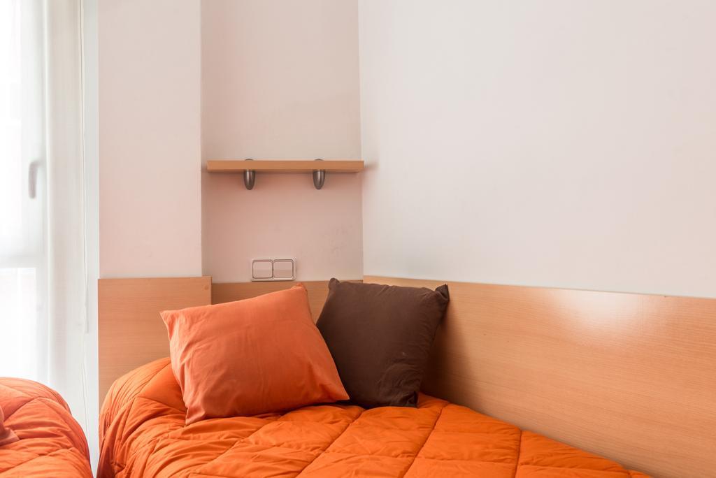 Apartamentos Navas 2 Barcelona Zewnętrze zdjęcie