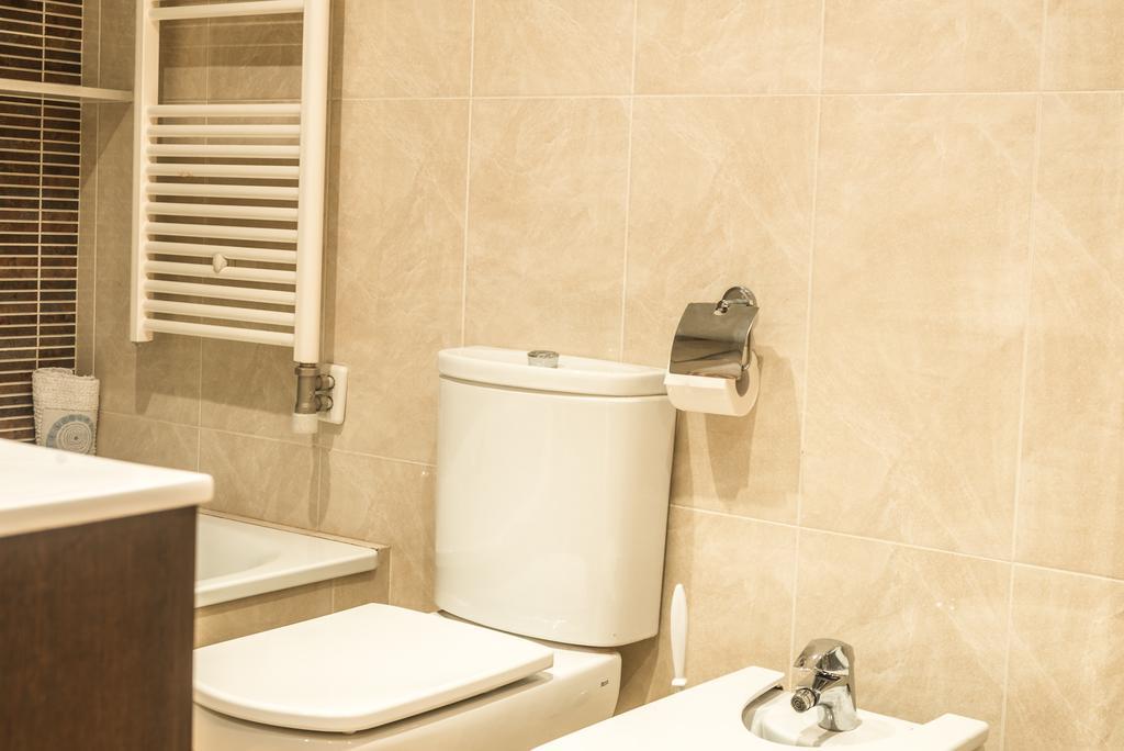 Apartamentos Navas 2 Barcelona Zewnętrze zdjęcie