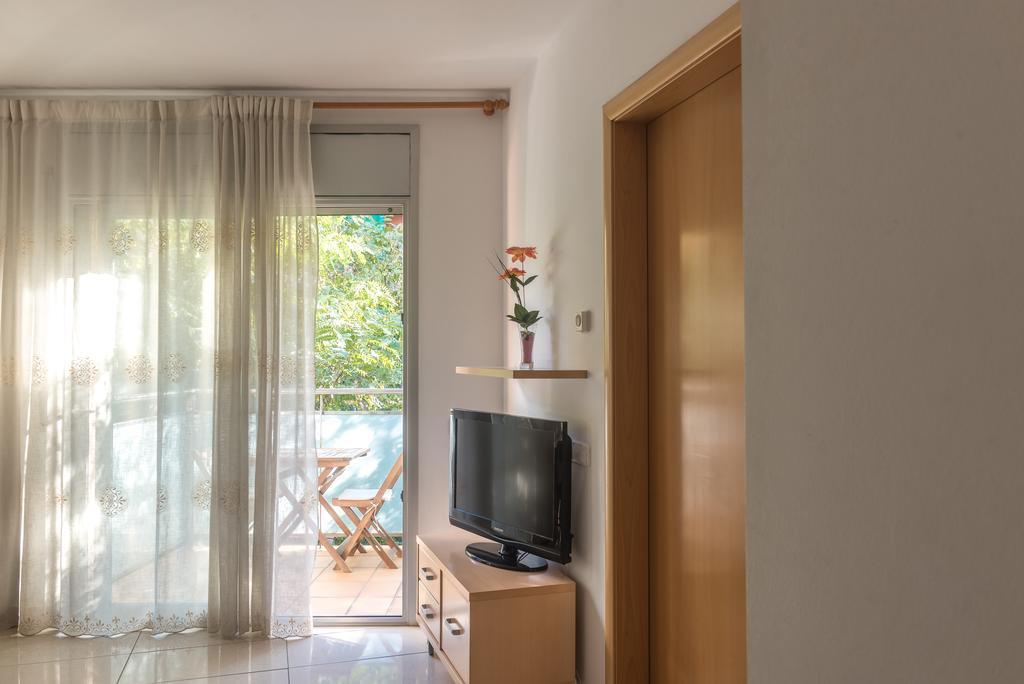 Apartamentos Navas 2 Barcelona Zewnętrze zdjęcie