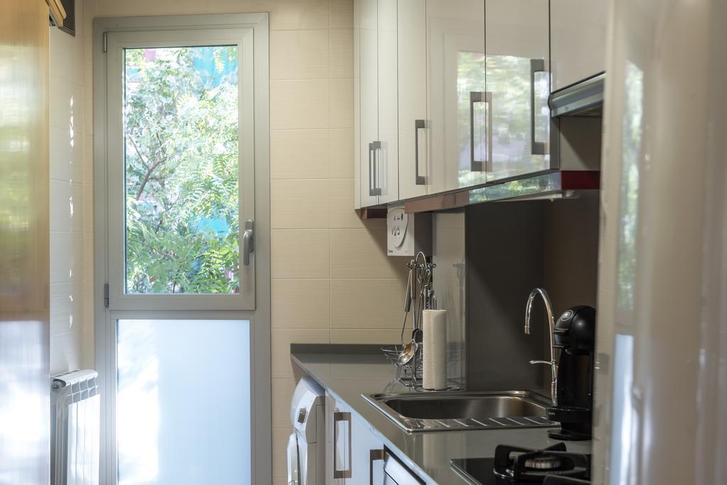 Apartamentos Navas 2 Barcelona Zewnętrze zdjęcie